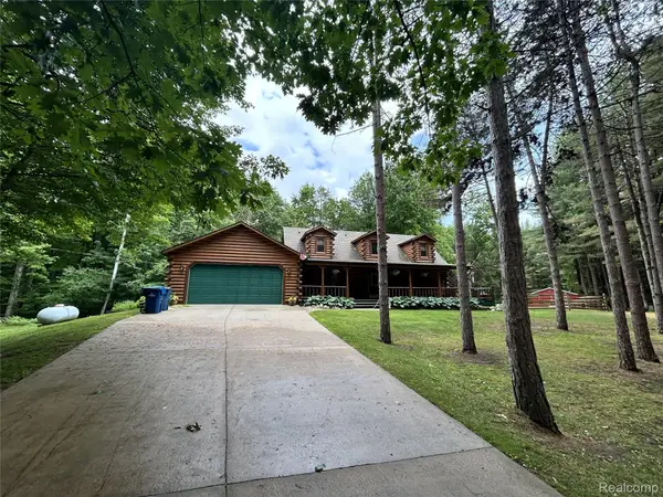 4636 N Hope Road, Hope, MI 48628