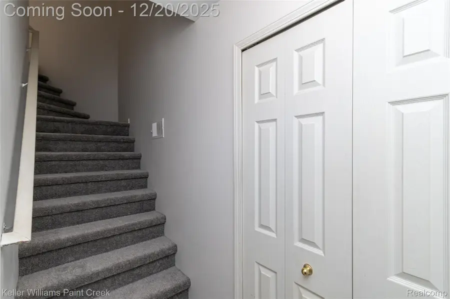 6143 Century Court, Utica, MI 48316 - Image #3