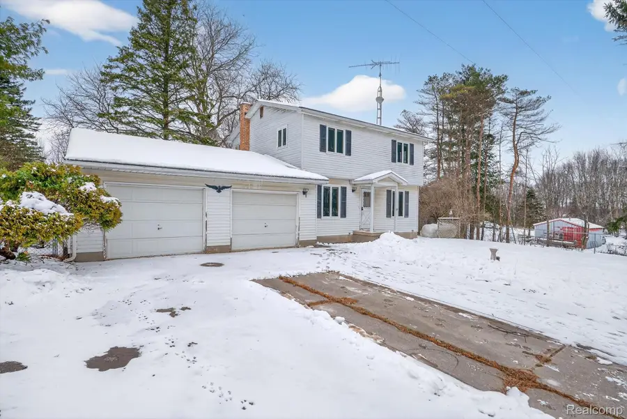 11289 E Atherton Road, Davison, MI 48423 - Image #2