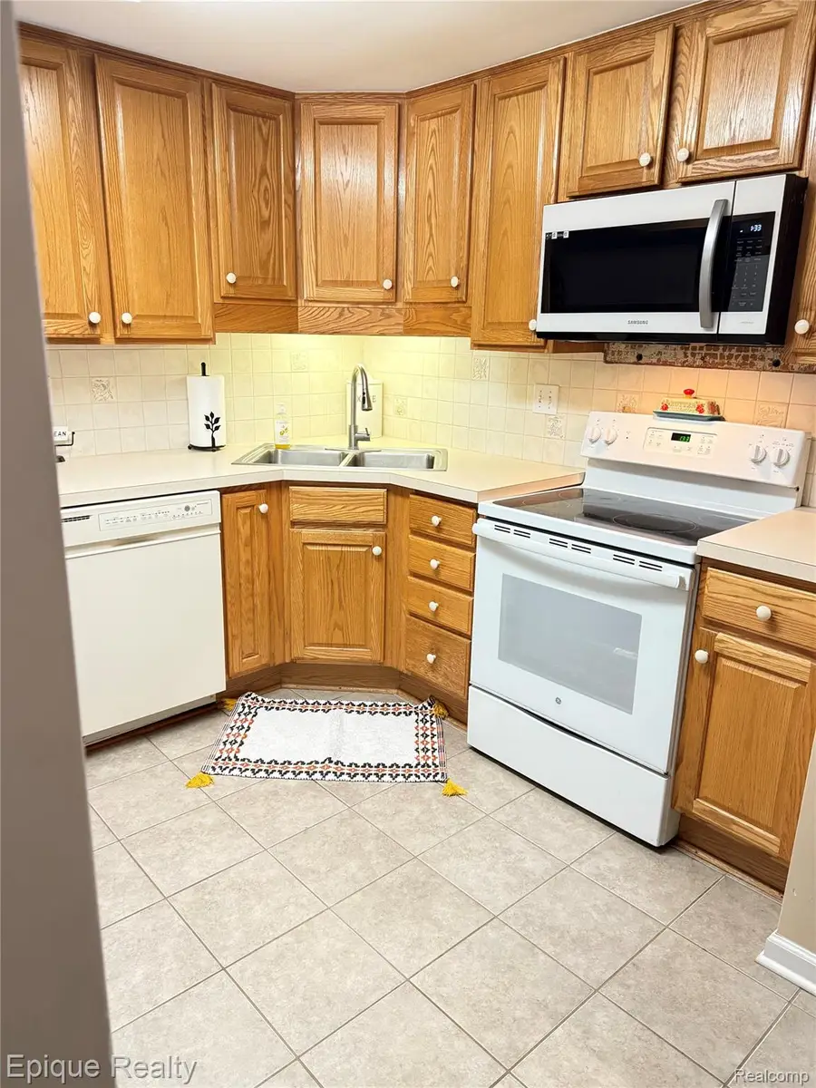 1421 E Mt Morris Road, Genesee, MI 48458 - Image #2