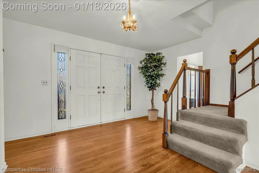 6260 Nicholas Drive, West Bloomfield, MI 48322 - Image #3