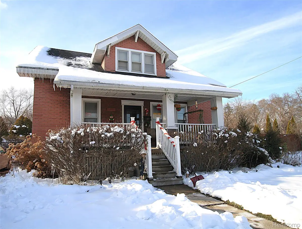 2447 Schaefer Street, Saginaw, MI 48602 - #1