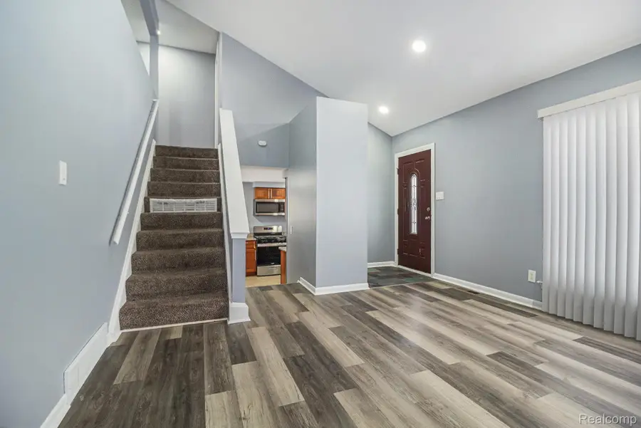 31040 Stephen Avenue, Westland, MI 48185 - Image #3