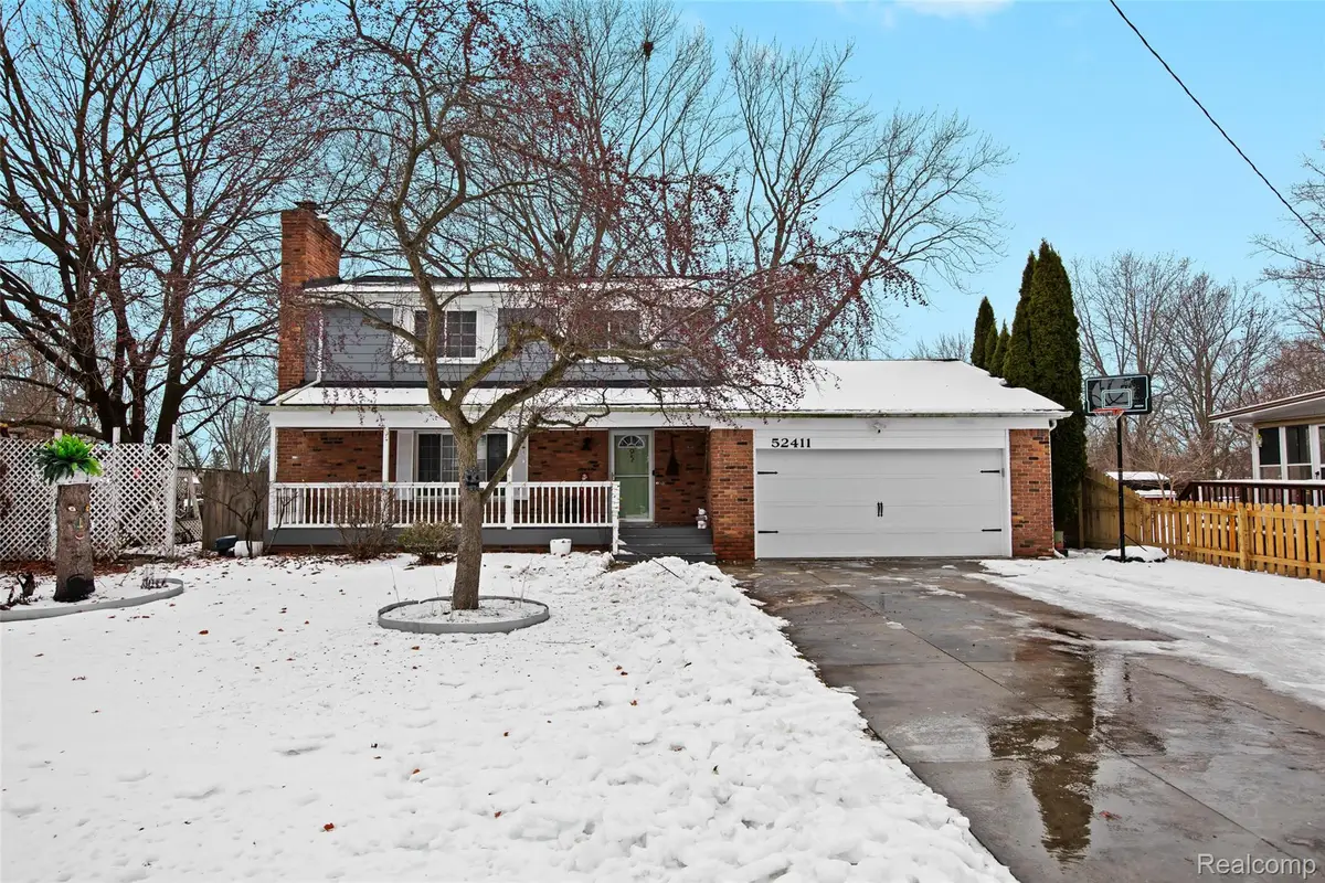 52411 Washington Street, New Baltimore, MI 48047 - #1