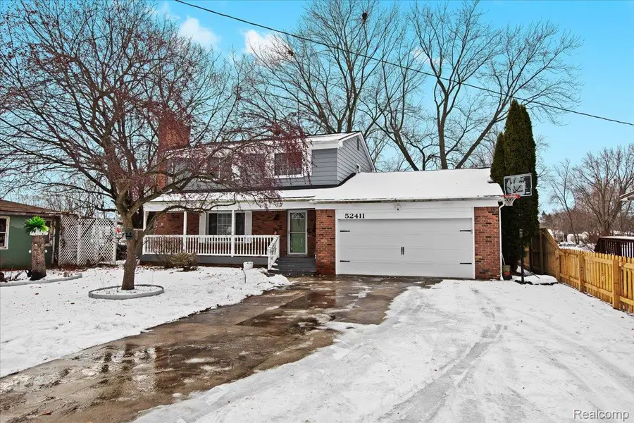 52411 Washington Street, New Baltimore, MI 48047 - #2