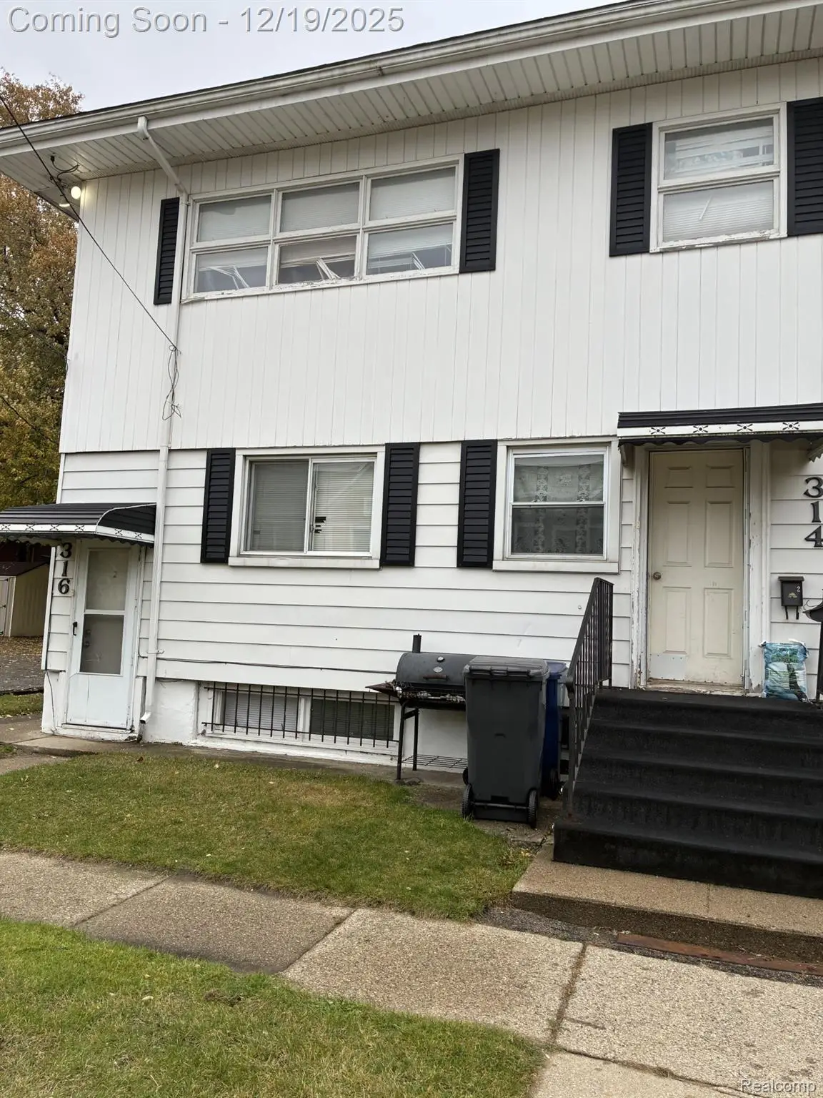 314 E 4th Street, Flint, MI 48502 - #1