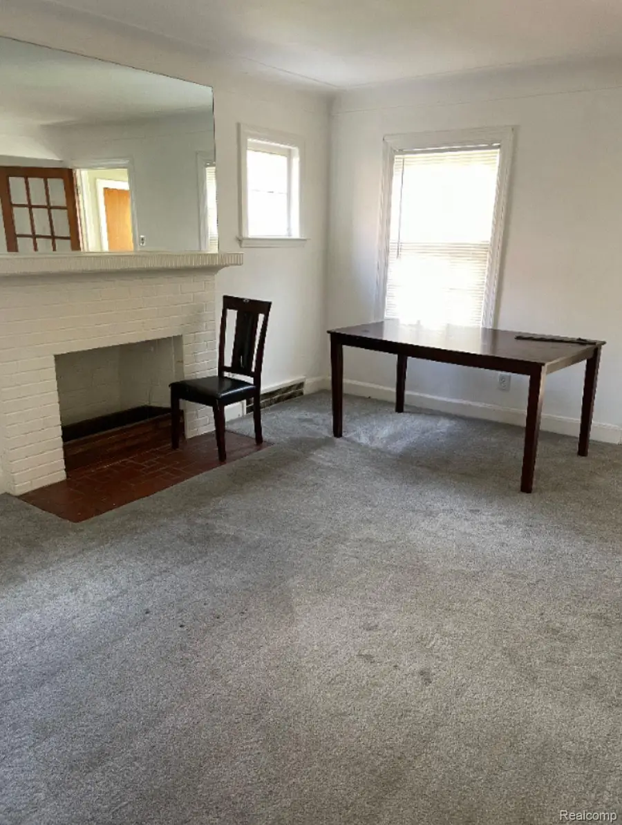 9327 Cloverlawn Street, Detroit, MI 48204 - #3