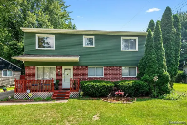 21456 Flanders Street, FarmingtonHills, MI 48335