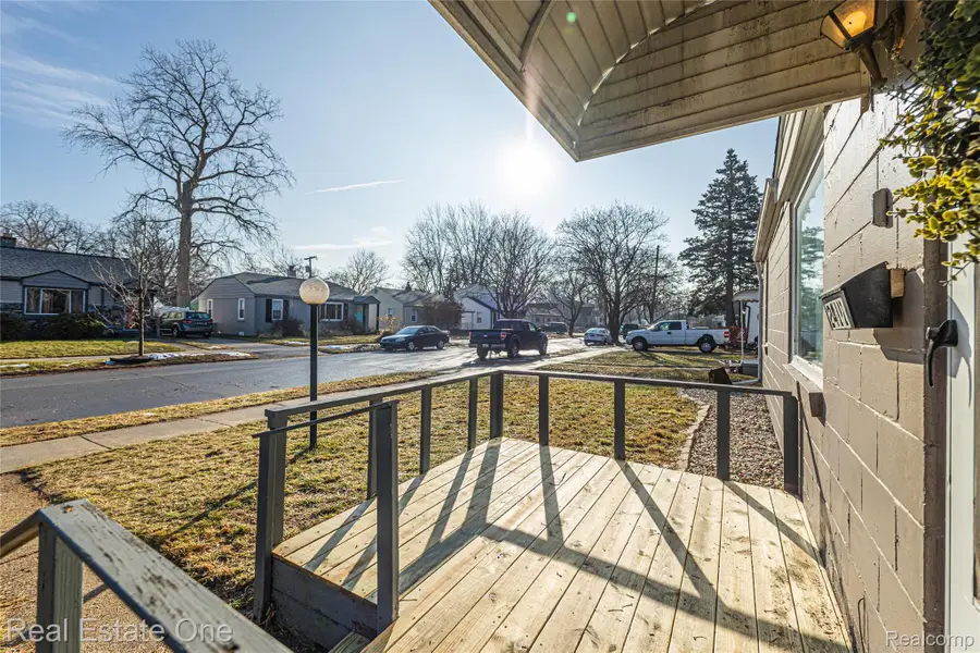 2411 Harris Street, Ferndale, MI 48220 - Image #2