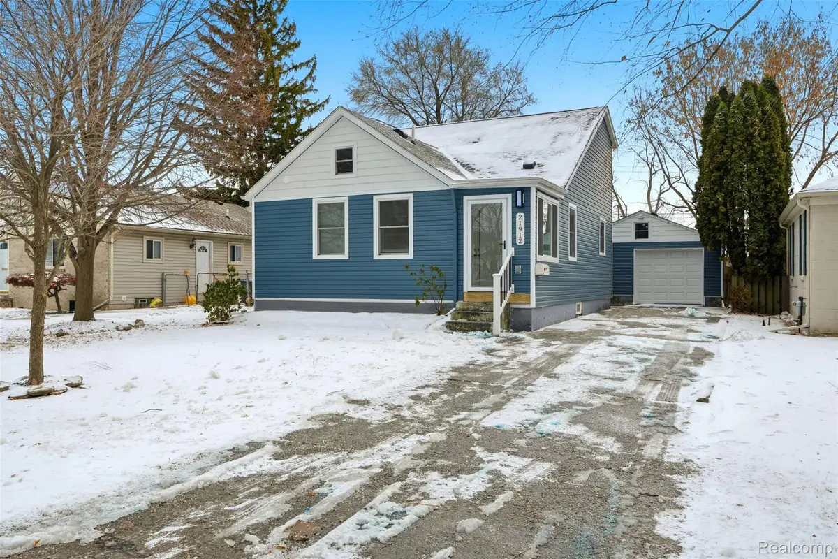 21912 E 10 Mile Road, Saint Clair Shores, MI 48080 - Image #1