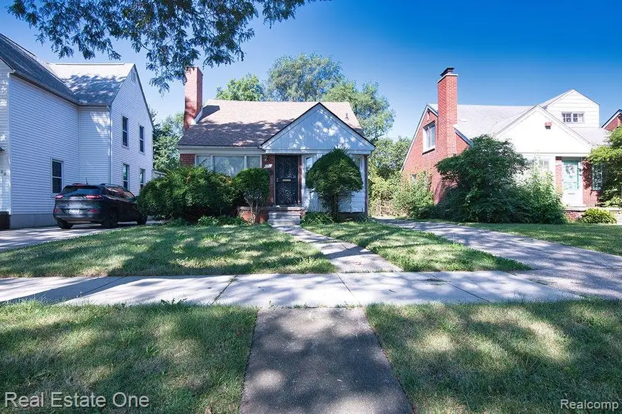 8035 Pinehurst Street, Detroit, MI 48204 - Image #3