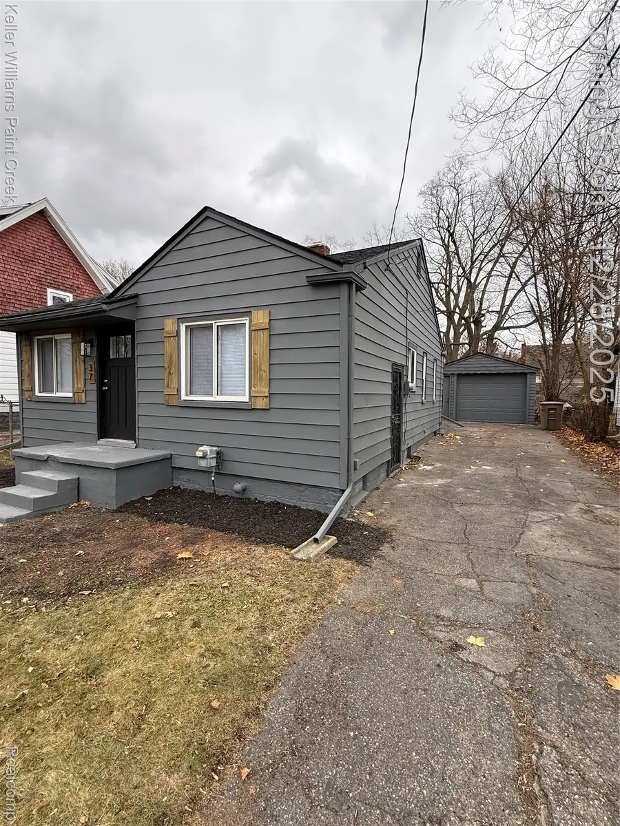 37 S Marshall Street, Pontiac, MI 48342 - Image #2