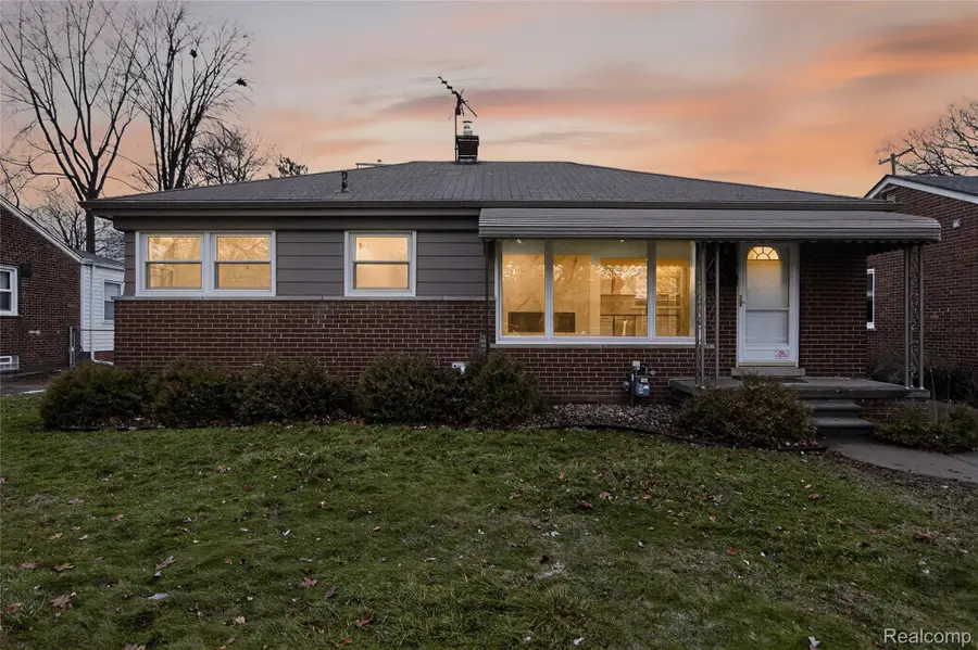 8664 Louise Avenue, Allen Park, MI 48101 - Image #2