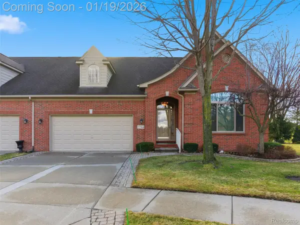 22564 Pigeon River Drive, Macomb, MI 48042