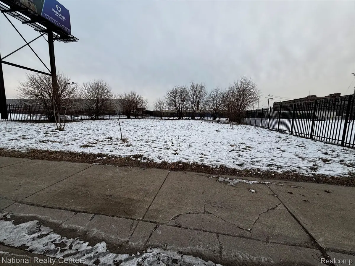 7880 Chrysler Drive, Detroit, MI 48211 - Image #1