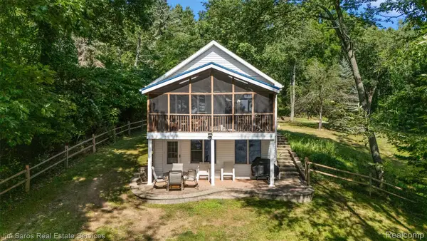 11113 Perch Lake Drive W, CementCity, MI 49233