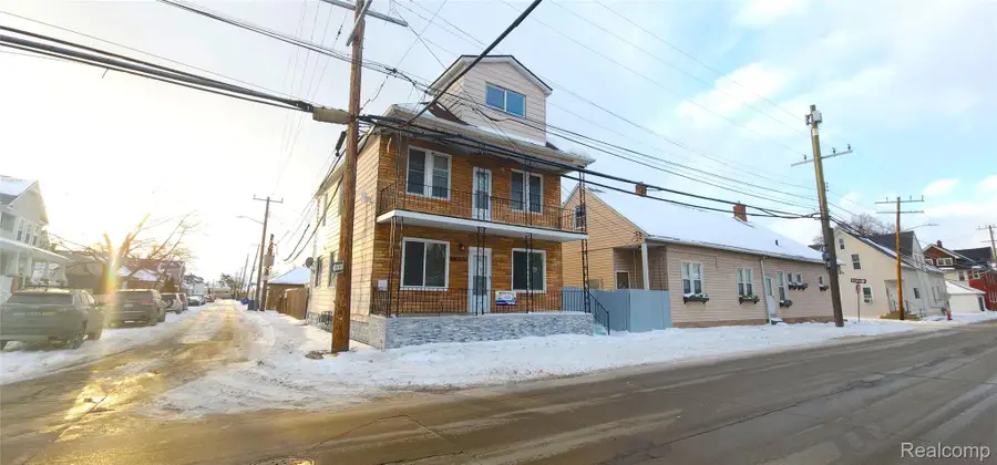 11705 Mackay Street, Hamtramck, MI 48212 - Image #2