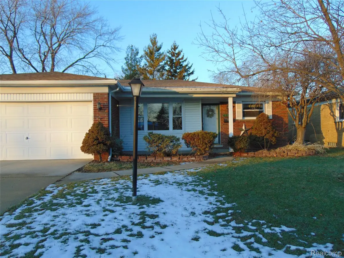12237 Champaign Avenue, Warren, MI 48089 - Image #1