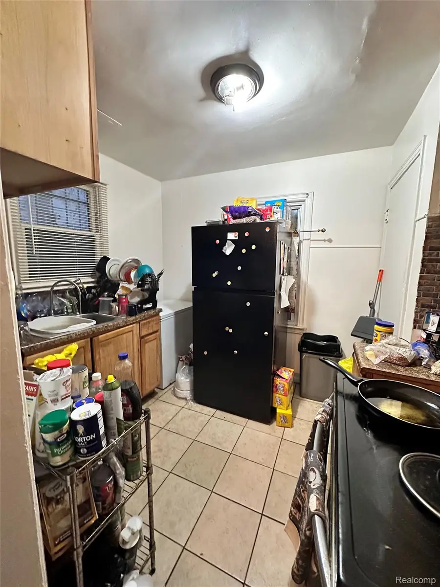 15754 Meyers Road, Detroit, MI 48227 - Image #2