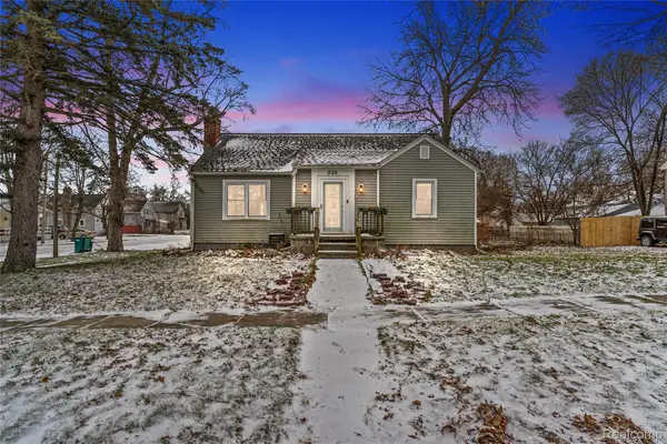 206 E Tuscola Street, Durand, MI 48429