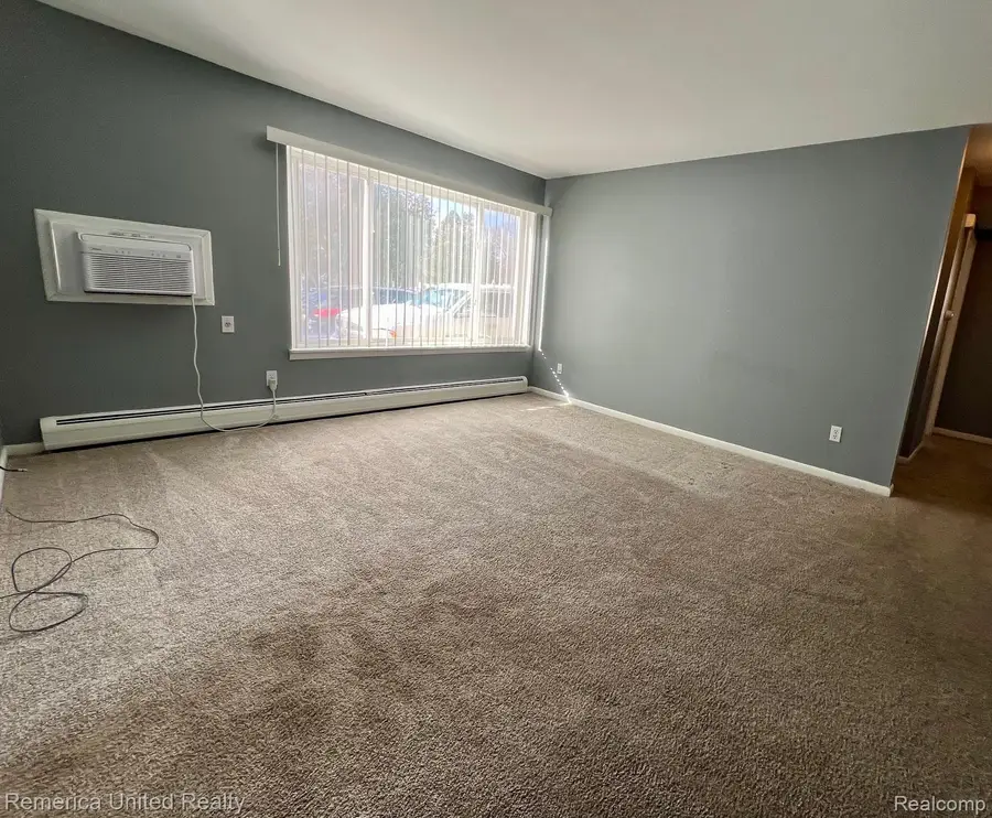 6194 Richards Drive, Brighton, MI 48116 - #3