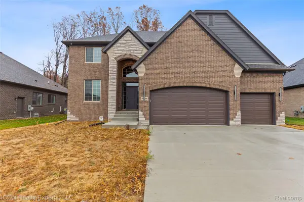 50766 Mistwood Drive, Macomb, MI 48042