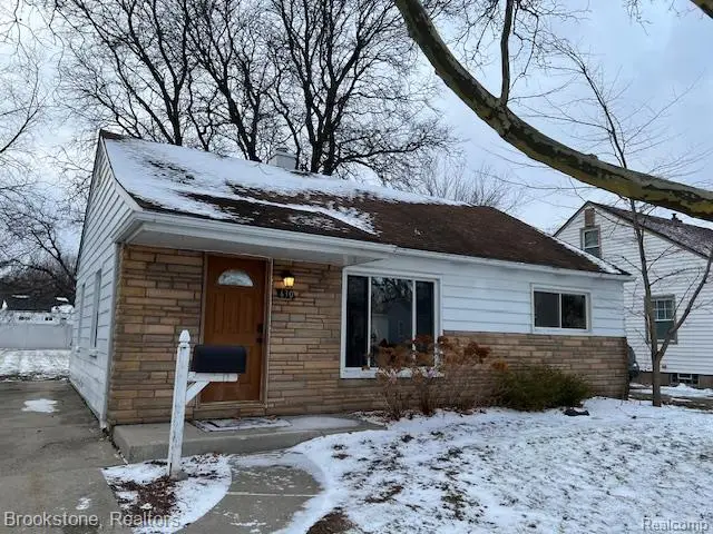 630 Gargantua Avenue, Clawson, MI 48017 - Image #1