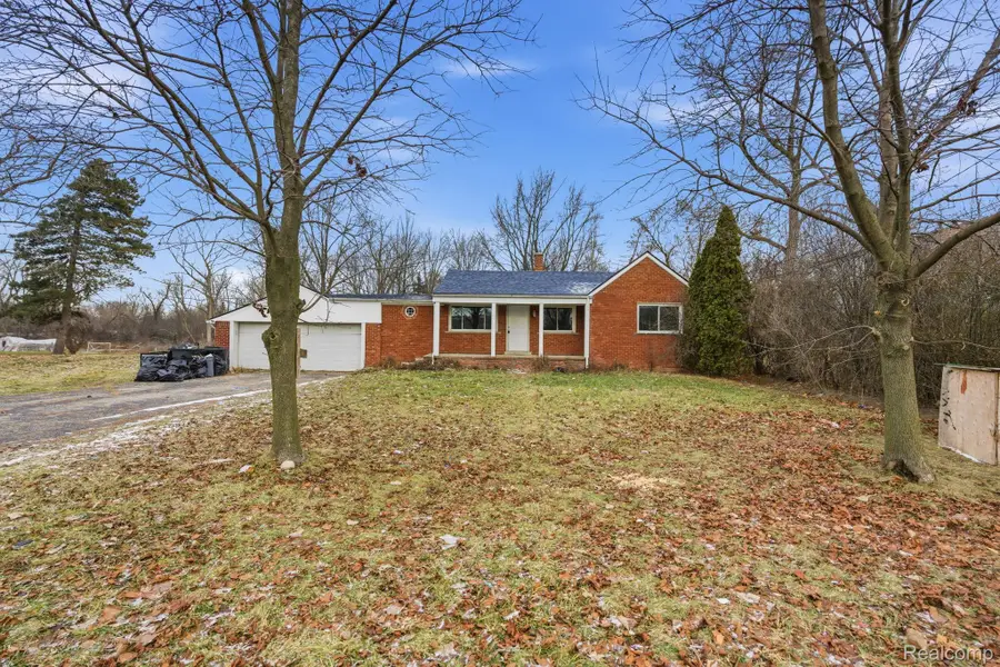 2907 Lovington Drive, Troy, MI 48083 - Image #3