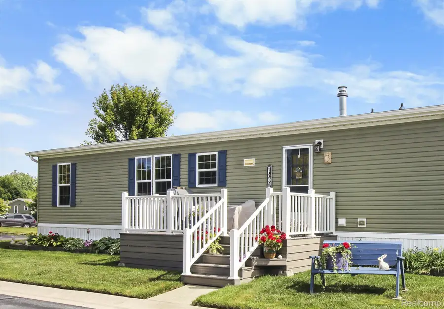 501 Kinloch, Temperance, MI 48182 - Image #3