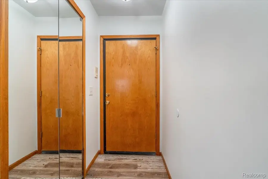 9714 Sawgrass Court, Belleville, MI 48111 - Image #3