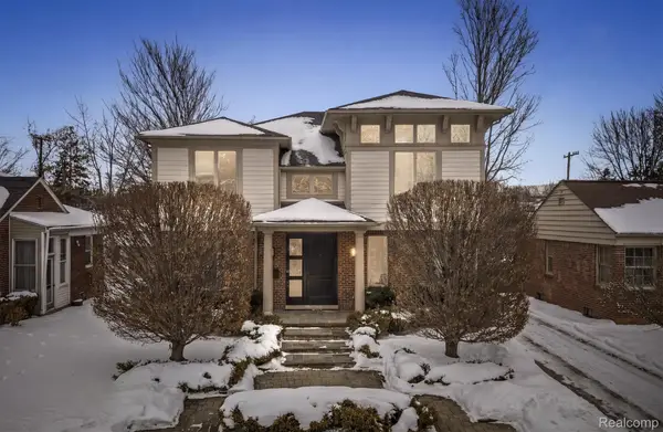 1585 Henrietta Street, Birmingham, MI 48009