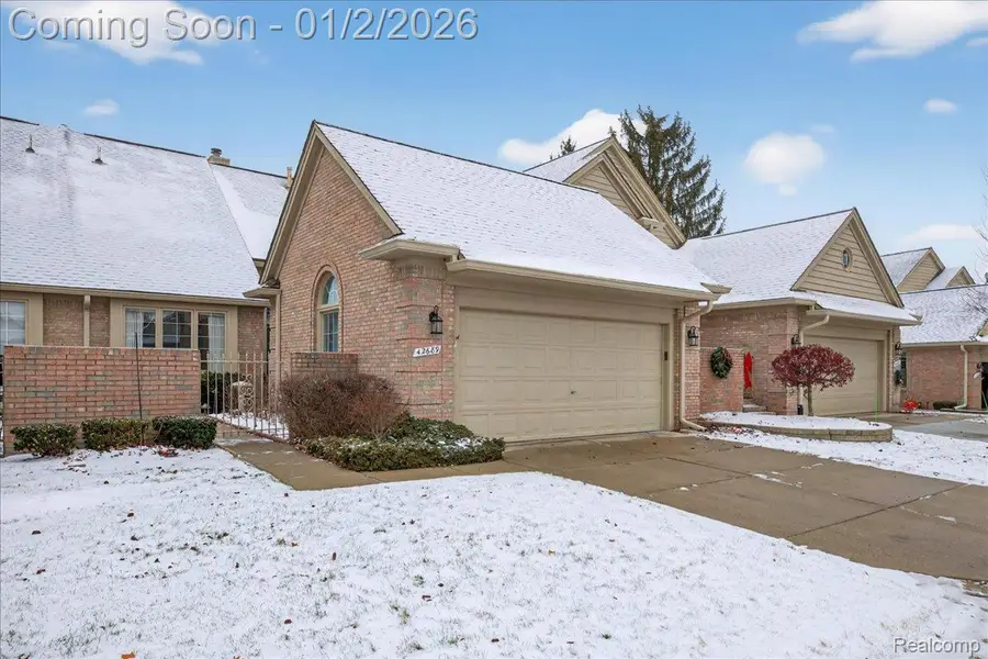 42689 Jason Court #107, Sterling Heights, MI 48313 - Image #3