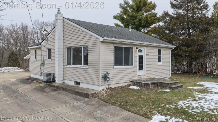 9204 Crosby Lake Road, Clarkston, MI 48346 - Image #2