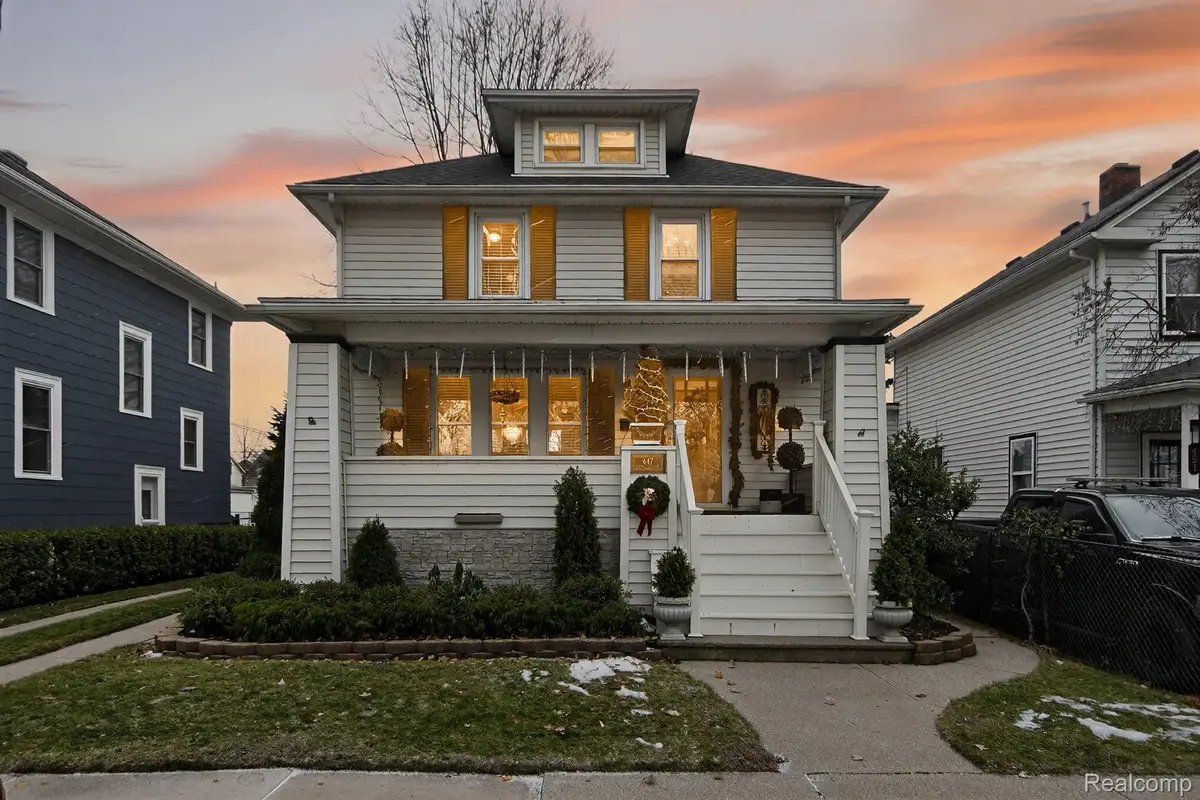 447 Maple Street, Wyandotte, MI 48192 - Image #1