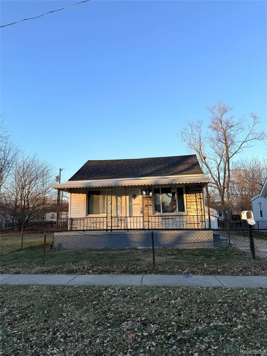 7027 Chalmers Avenue, Warren, MI 48091 - Image #2