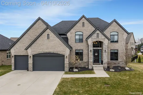 21924 E Majestic Drive, Macomb, MI 48044