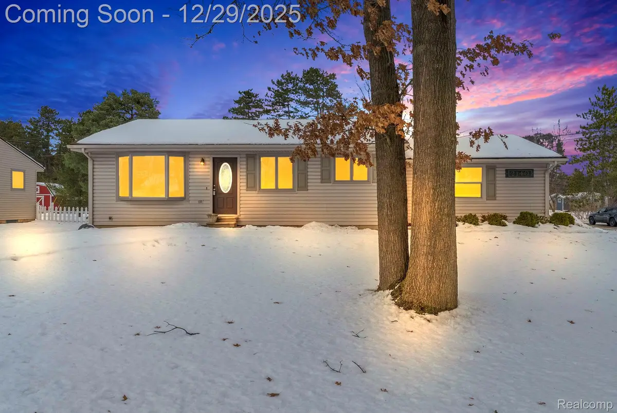 2140 W Drahner Road, Oxford, MI 48371 - Image #1