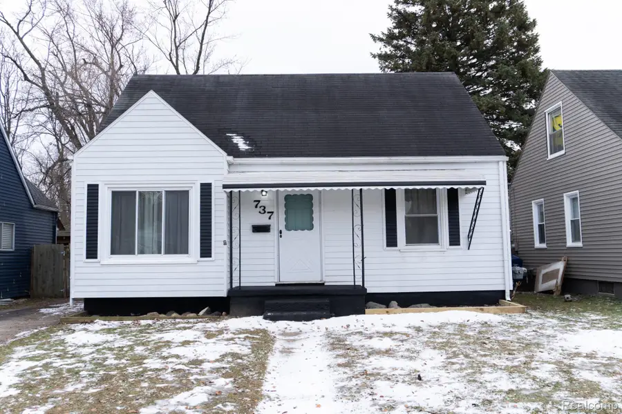 737 Campbell Street, Flint, MI 48507 - Image #2