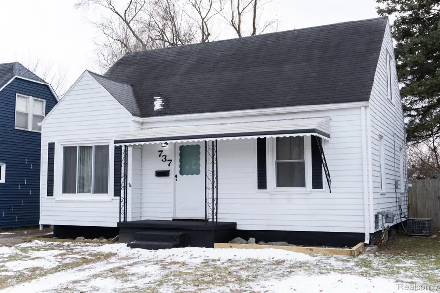 737 Campbell Street, Flint, MI 48507 - Image #3