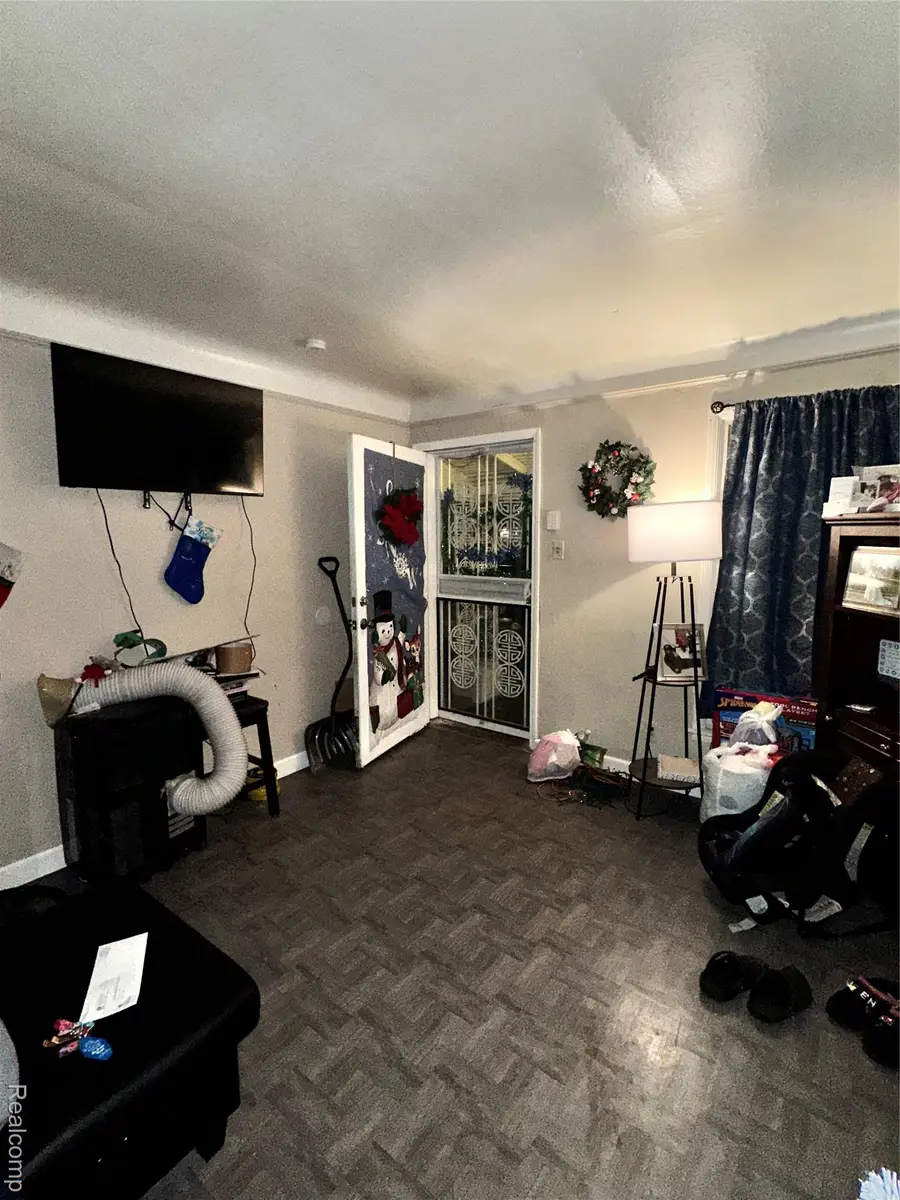 20456 Meyers Road, Detroit, MI 48235 - Image #3