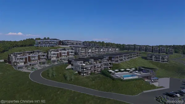 3575 Charlevoix Avenue #15, Petoskey, MI 49770