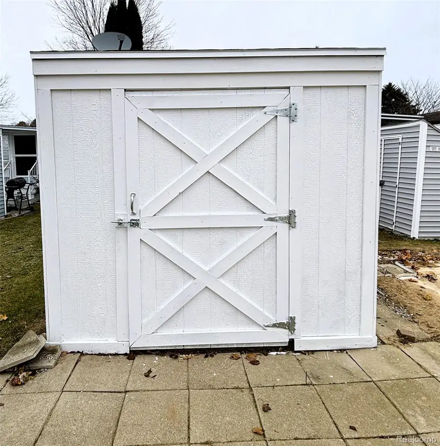 5253 Fredricksburg Lane, Lexington, MI 48450 - Image #2