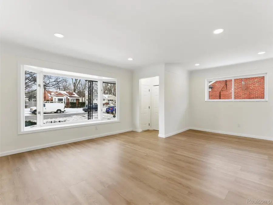 1544 Sheffield Road, Birmingham, MI 48009 - Image #2