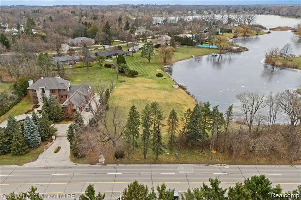 4456 W Maple Road, Bloomfield, MI 48301 - #1