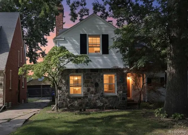 2720 Woodstock Drive, Detroit, MI 48203