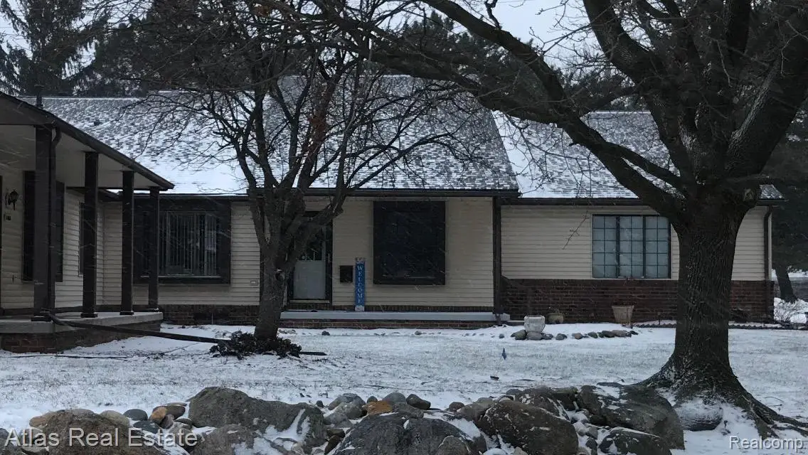 5007 Sandalwood Drive, Grand Blanc Charter Township, MI 48439 - Image #1