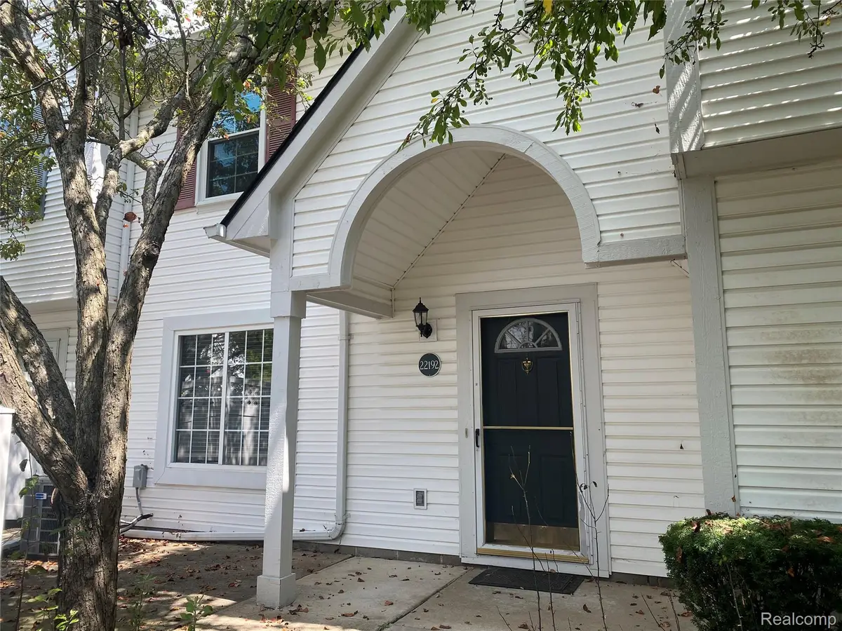 22192 Cape Cod Way, Farmington Hills, MI 48336 - Image #1