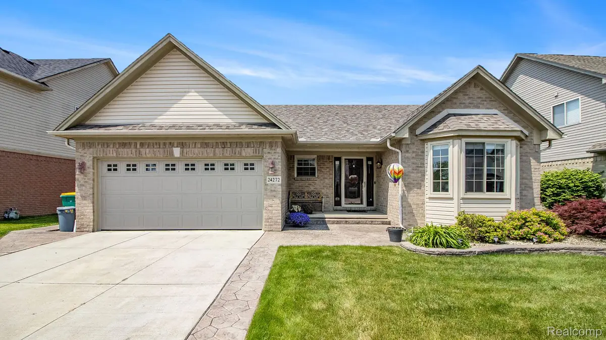 24272 Charles Drive, Brownstown, MI 48183 - Image #1