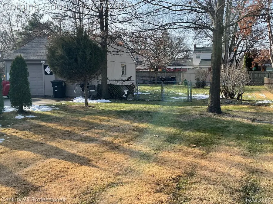 14089 Brookfield Street, Livonia, MI 48154 - Image #3