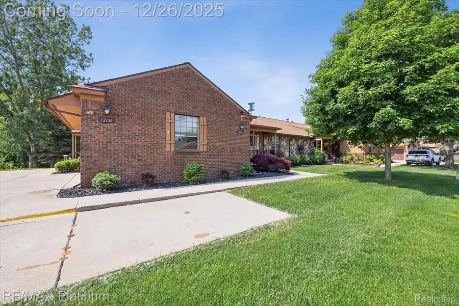 12132 Lexington Drive #2, South Lyon, MI 48178 - Image #2